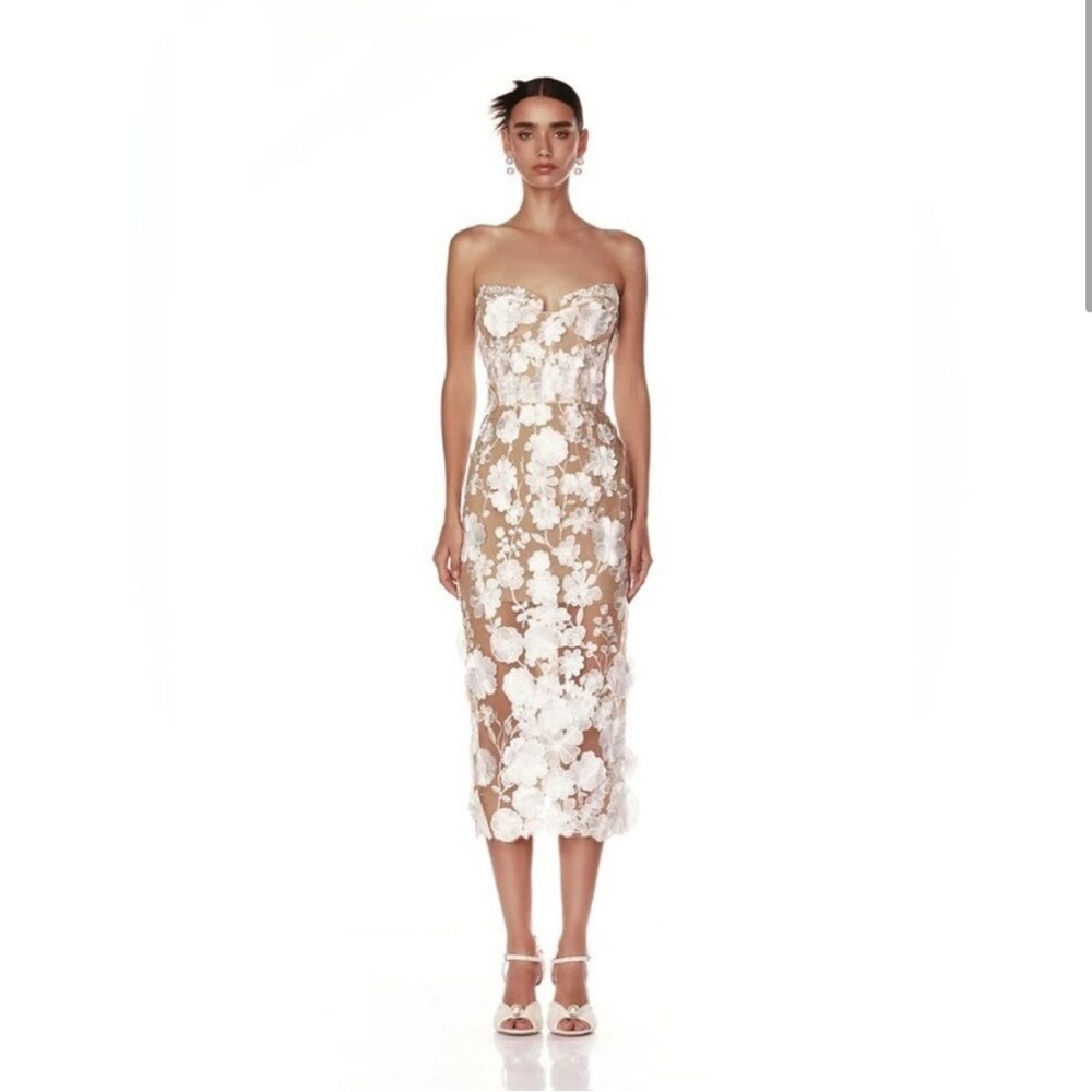 Bronx and Banco Strapless White Floral Dress